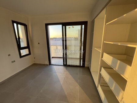 Two bedroom apartment with a 42sq.m roof garden in a building with gym and playground in Makedonitissa - 6