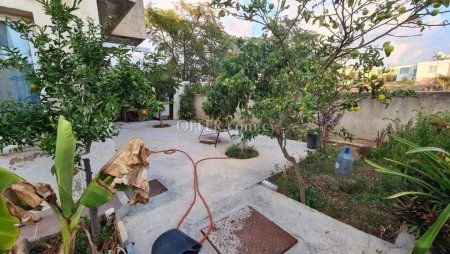 Ground floor Apartment in Geroskipou area 4 Bedrooms 2 bathrooms - 7