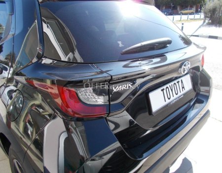 2020 Toyota Yaris 1.5L Petrol Automatic Hatchback - 4