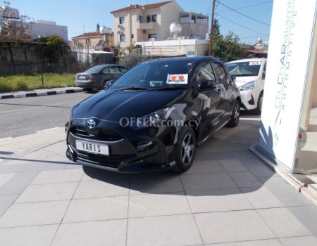 2020 Toyota Yaris 1.5L Petrol Automatic Hatchback - 3