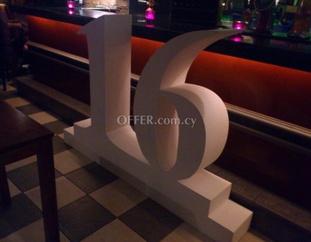 Shapes from polystyrene, backdrop, stands etc - 6