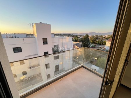 Two bedroom apartment with a 42sq.m roof garden in a building with gym and playground in Makedonitissa - 4