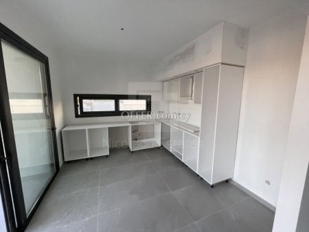 Two bedroom apartment with a 42sq.m roof garden in a building with gym and playground in Makedonitissa - 2