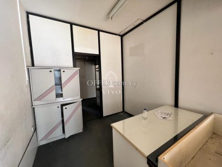 COMMERCIAL GROUND FLOOR SPACE LOCATED IN THE HEART OF TOURIST AREA - 2