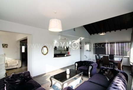 4 bedroom detached house semi-furnished - 14