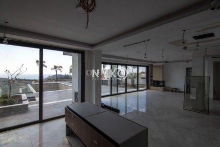 4 bedroom detached villa - 15