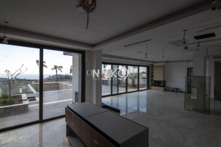 4 bedroom detached villa - 16