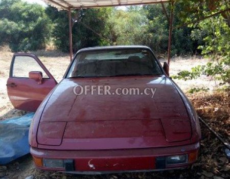 1982 Porsche 924 Petrol Automatic Coupe - 1