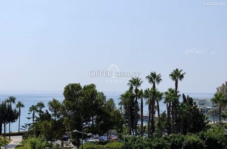 NEW  OFFICE  WHOLE  BUILDING OF 520 M2 WITH ROOF GARDEN IN MOLOS AREA