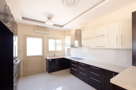 Five-Bedroom House in Timi, Paphos - 4