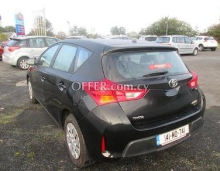 2014 Toyota Auris 1.4L Diesel Manual Hatchback - 5