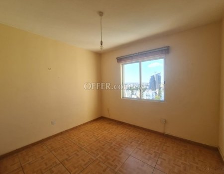 For Sale, Three-Bedroom Apartment in Agioi Omologites - 4