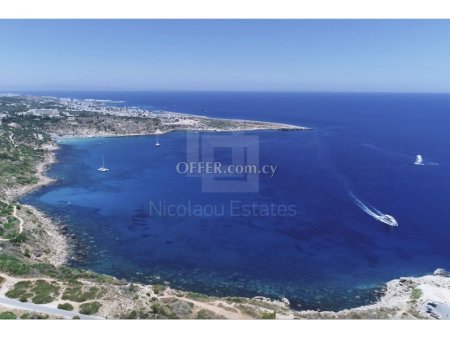 Brand new luxury seafront villa in a private resort in Protaras - 3