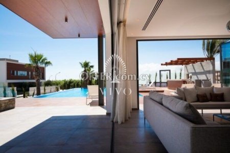 LUXURY THREE BEDROOM VILLA FOR SALE IN AGIA NAPA - 4