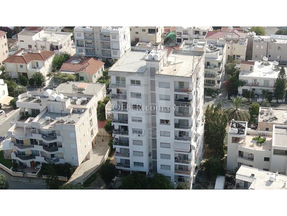 Three bedroom apartment in Agios Demetrios area of Strovolos - 1