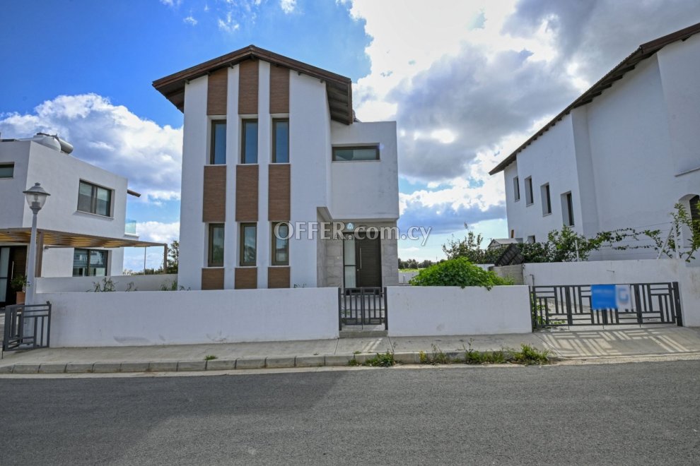 3 Bed Detached Villa for Sale in Ayia Triada, Ammochostos - 9