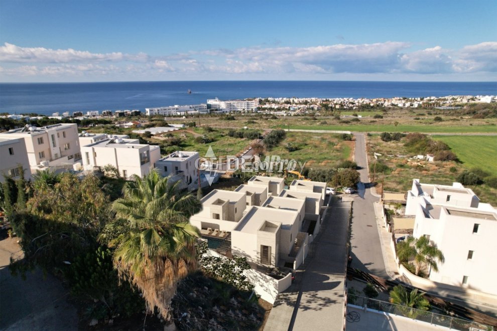 Villa For Sale in Chloraka, Paphos - DP2604 - 5