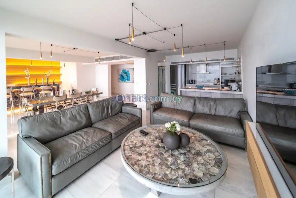 3 Bedroom Apartment in Molos Area - 6