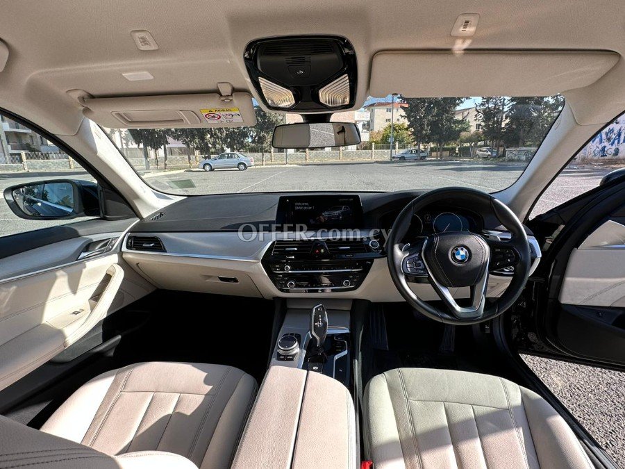 2018 BMW 530i 2.0L Hybrid Automatic Sedan - 3