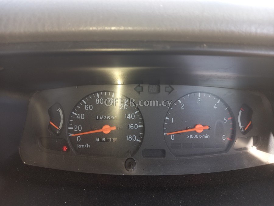 2004 Mitsubishi L200 2.5L Diesel Manual Pickup and 4x4 - 3