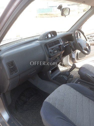 2004 Mitsubishi L200 2.5L Diesel Manual Pickup and 4x4 - 5