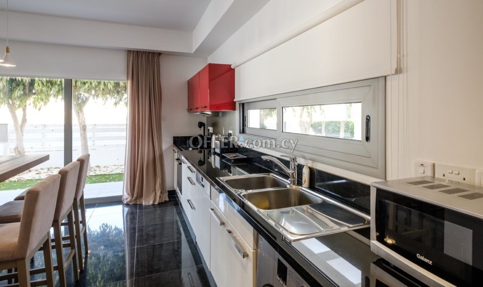 2 Bed Detached Villa for Rent in Pervolia, Larnaca - 5