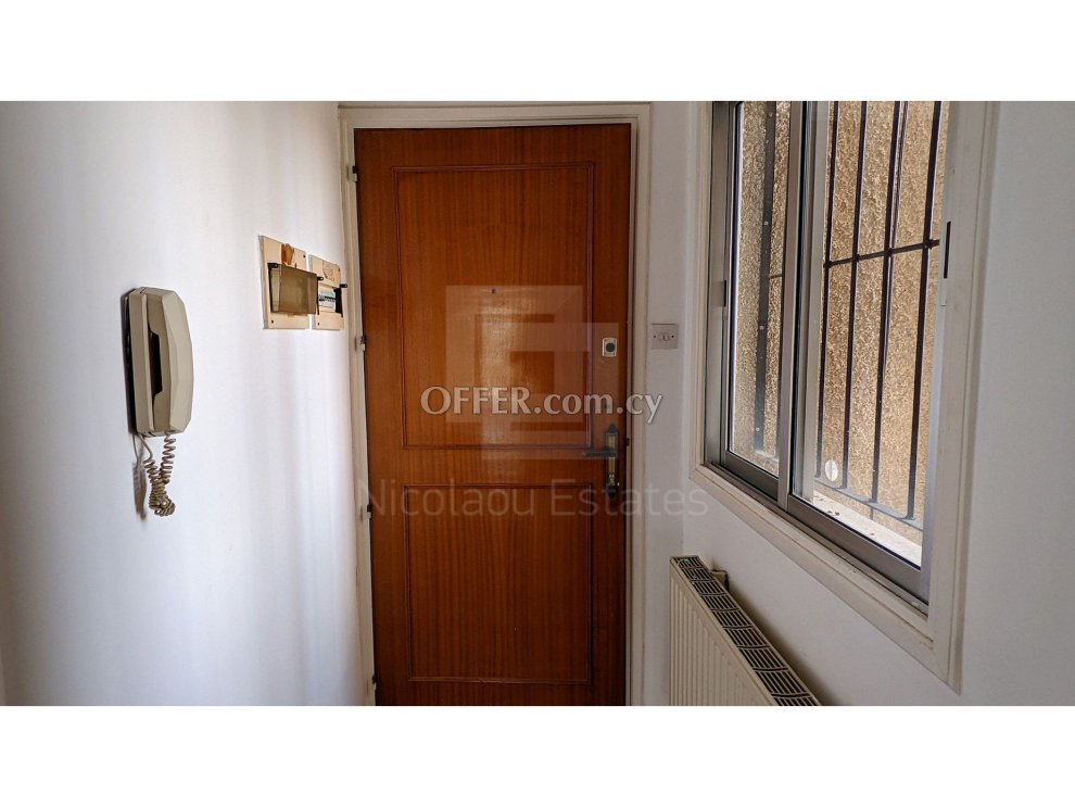 Three bedroom apartment in Agios Demetrios area of Strovolos - 2