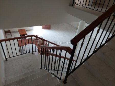 New For Sale €285,000 Maisonette 4 bedrooms, Semi-detached Aradippou Larnaca - 2