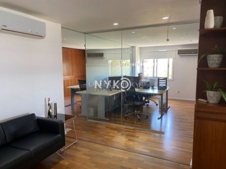 190 sqm office space furnished - 14
