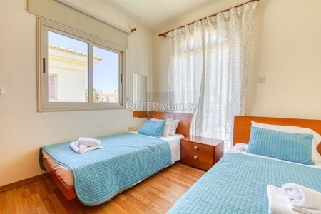 Detached Villa by Malama Beach - 3