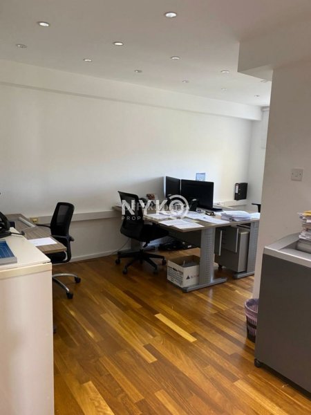 190 sqm office space furnished - 2