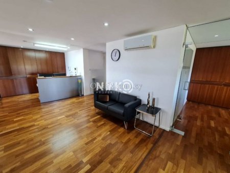 190 sqm office space furnished - 10