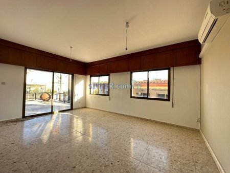 3 Bedroom House in Limassol - 8