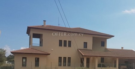New For Sale €703,000 House (1 level bungalow) 5 bedrooms, Detached Nisou Nicosia - 3