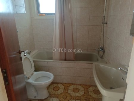 New For Sale €179,000 Apartment 3 bedrooms, Larnaka (Center), Larnaca Larnaca - 4