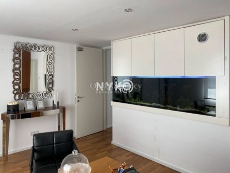 190 sqm office space furnished - 18