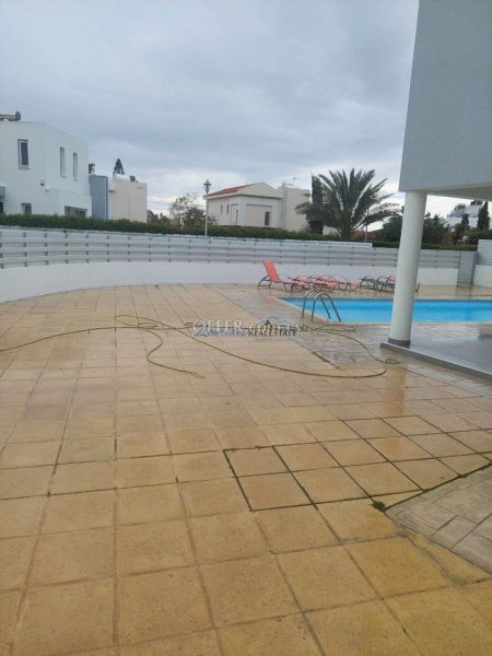 Three Bedroom House in Pervolia - 8