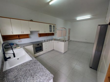 New For Sale €285,000 House (1 level bungalow) 4 bedrooms, Semi-detached Aradippou Larnaca - 8