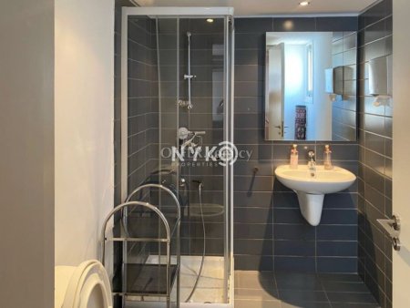 190 sqm office space furnished - 19