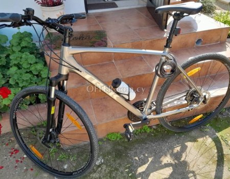 Trek bike - XL- duo sport 7 - like new - 1