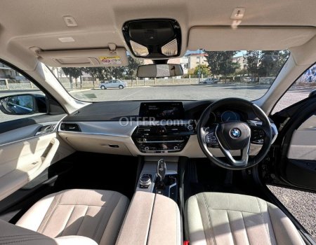 2018 BMW 530i 2.0L Hybrid Automatic Sedan - 3