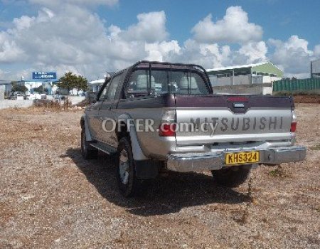 2004 Mitsubishi L200 2.5L Diesel Manual Pickup and 4x4 - 6