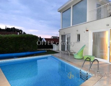 3 Bedroom Sea View Villa in Agios Tychonas