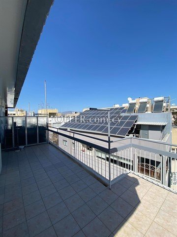 Renovated 2 bedroom penthouse  in Lykavitos area - 7