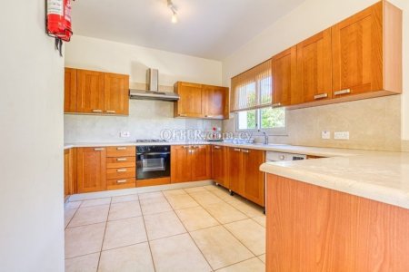 Detached Villa by Malama Beach - 20