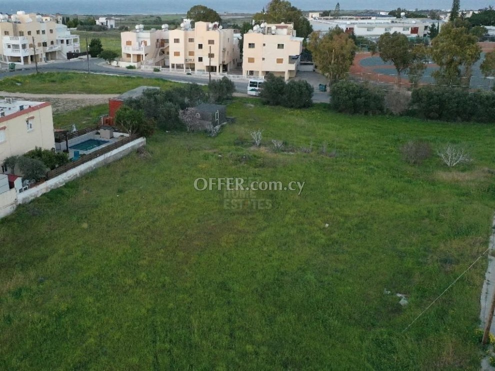 Building Plot in a great location in Paralimni - 4