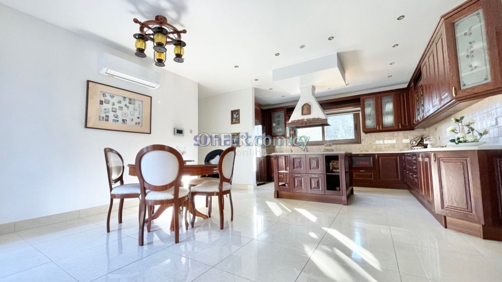 9 Bedroom Villa 600m2 For Sale Limassol - 3