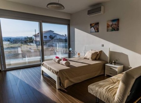 5 Bed Detached Villa for Sale in Livadia, Larnaca - 3