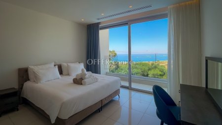 Private 3 Bedroom Villa with Unobstructed Sea Views - 11
