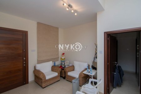 4 bedroom detached house furnished - 2